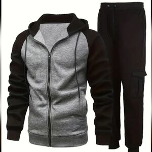 NWOT MENS CASUAL TRACKSUIT SET WITH HOODIE